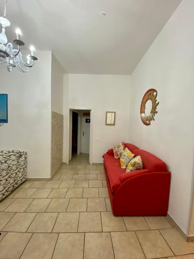 Holiday House Maurizio Formia Exteriör bild